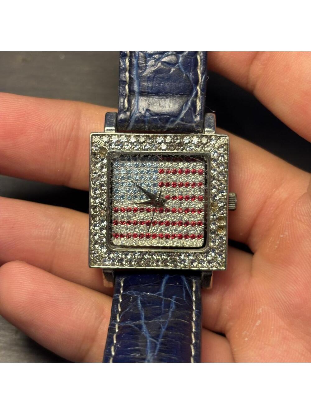 Beautiful Vintage Watch - Picture 2 of 3